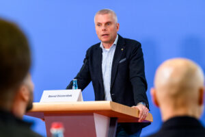 Bernd Düsterdiek
